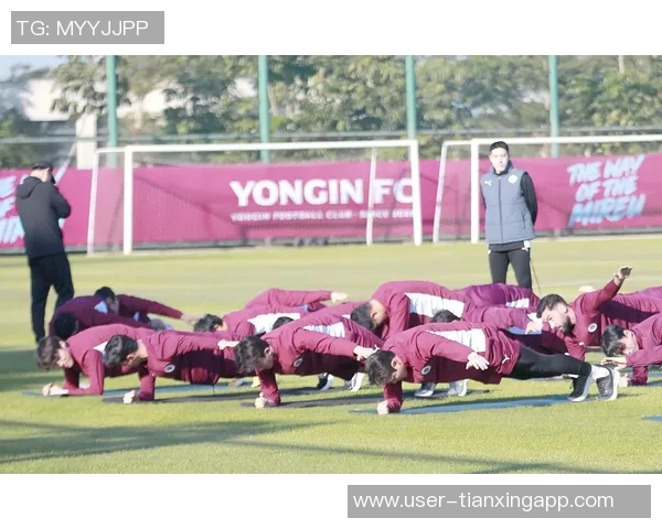 首尔FC抵达海南开启冬季训练备战新赛季 首尔FC抵达海南开启冬季训练备战新赛季